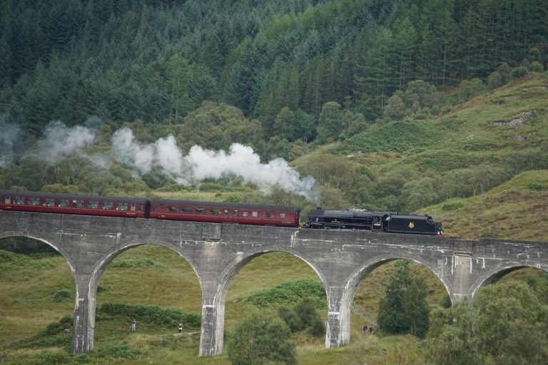 Warten auf den Hogwarts Express